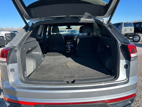 Used 2020 Volkswagen Atlas Cross Sport SEL image 48