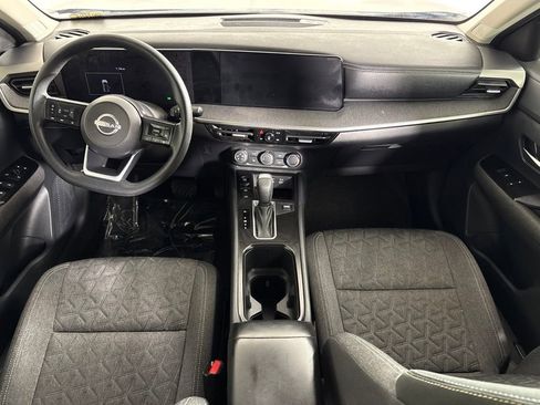 Used 2025 Nissan Kicks SV FWD image 14