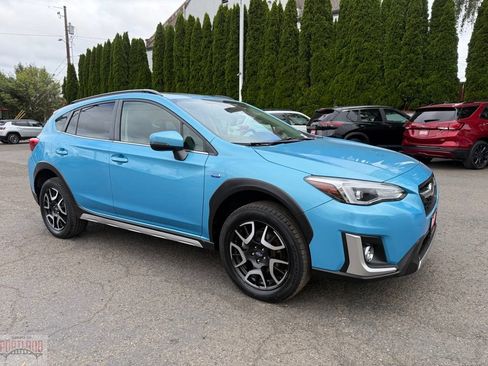 Used 2020 Subaru Crosstrek Hybrid w/ Moonroof Package w/Navigation AWD/4WD image 1