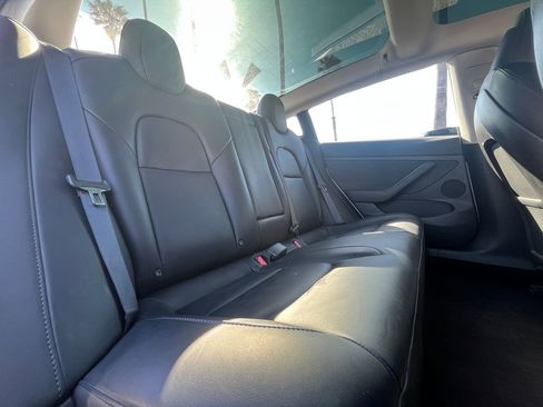 Used 2023 Tesla Model 3 Standard Range RWD image 17