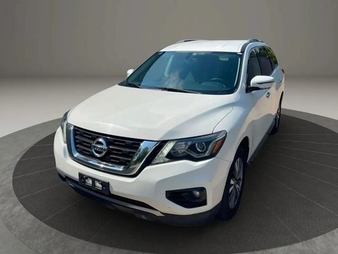 Used 2018 Nissan Pathfinder SV AWD/4WD image 4