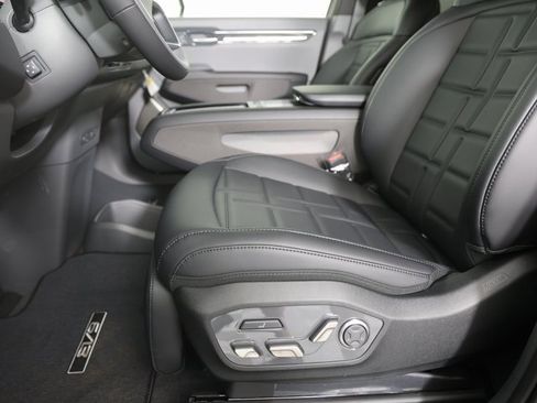 New 2026 Kia EV9 Land w/ Nightfall Edition Package image 12