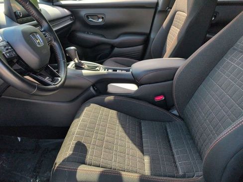 Used 2025 Honda HR-V Sport image 24