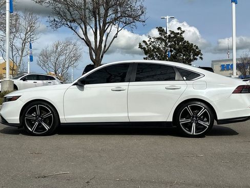 Used 2024 Honda Accord Sport image 7