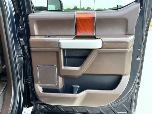 Used 2021 Ford F250 King Ranch w/ Snow Plow/Camper Package AWD/4WD image 18