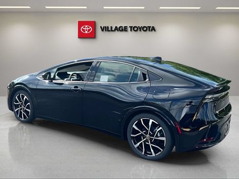 New 2026 Toyota Prius Plug-In Hybrid FWD image 3