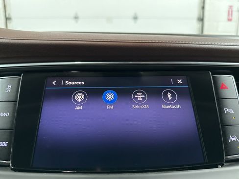 Used 2021 Buick Enclave Avenir w/ Avenir Technology Package image 28