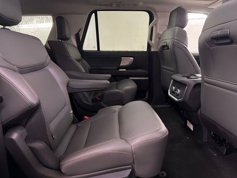 New 2025 Ford Expedition Max Active image 30