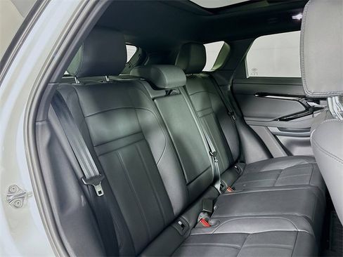 Used 2026 Land Rover Range Rover Evoque S image 27