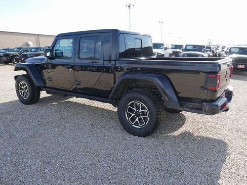 New 2026 Jeep Gladiator Rubicon AWD/4WD image 6