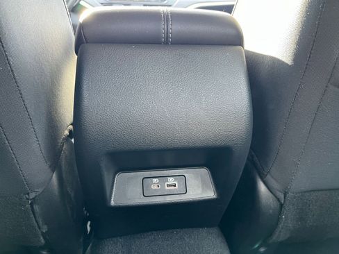 Used 2025 Nissan Altima 2.5 SV image 25