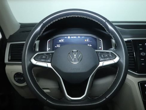 Certified 2023 Volkswagen Atlas SEL AWD/4WD image 23
