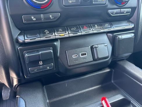 Used 2020 Chevrolet Silverado 1500 RST image 27