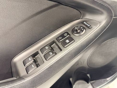 Used 2014 Kia Forte EX FWD image 25