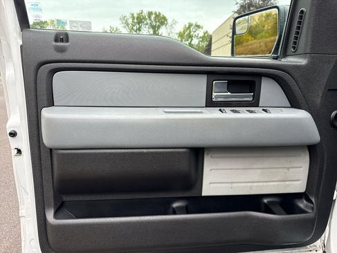 Used 2012 Ford F150 XLT w/ XTR Pkg image 12