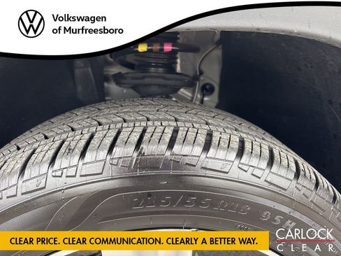 Certified 2025 Volkswagen Taos S image 9