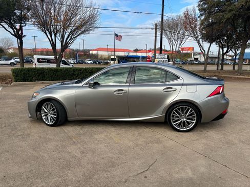 Used 2014 Lexus IS 250 image 10