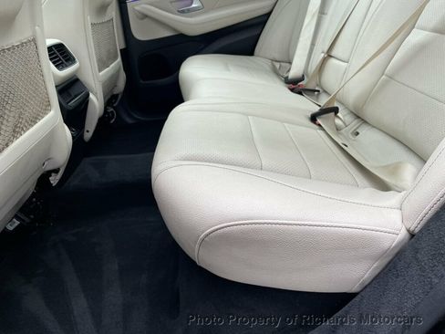 Used 2023 Mercedes-Benz GLE 450 4MATIC image 15
