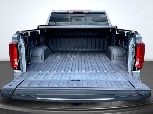 Used 2024 GMC Sierra 1500 SLT w/ SLT Convenience Package AWD/4WD image 5