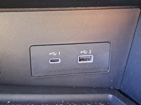 Certified 2023 Nissan Pathfinder SL w/ Black Appearance Package image 27