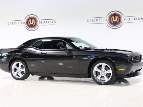 Used 2009 Dodge Challenger R/T image 9