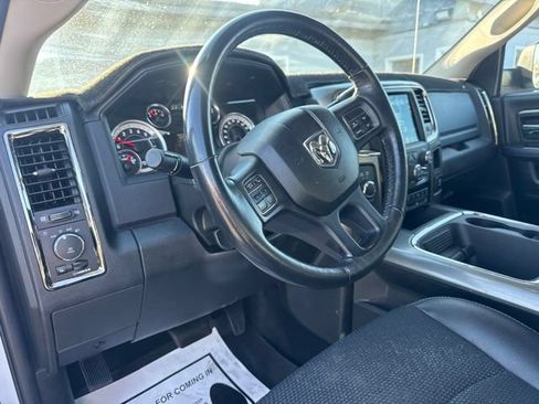 Used 2018 RAM 2500 Big Horn w/ Sport Appearance Group AWD/4WD image 10