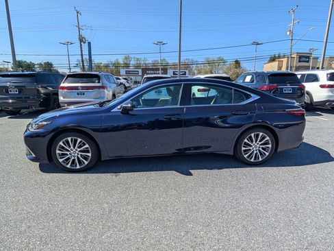Used 2021 Lexus ES 350 w/ Premium Package image 2