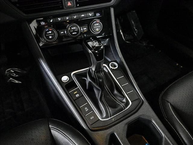 Used 2024 Volkswagen Jetta SE FWD image 12