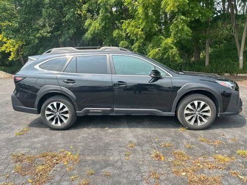 Certified 2023 Subaru Outback Limited AWD/4WD image 2