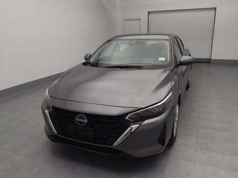 Used 2025 Nissan Sentra S image 15