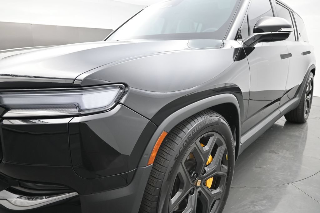 Used 2025 Rivian R1S Premium Dual AWD/4WD image 38