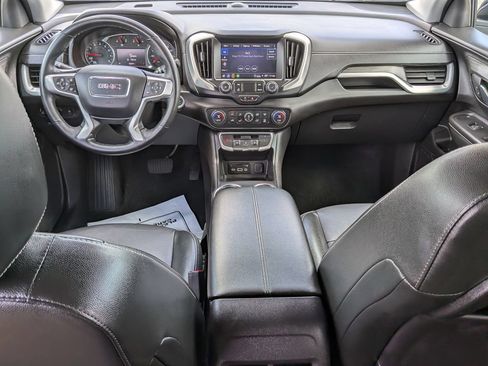 Used 2024 GMC Terrain SLT FWD image 15