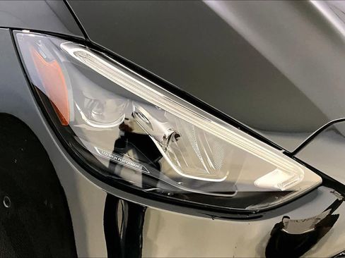 New 2026 Mercedes-Benz C 300 4MATIC Sedan image 16