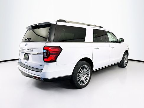 Used 2024 Ford Expedition Max Limited image 9