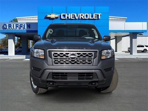 Used 2022 Nissan Frontier SV w/ Technology Package image 12
