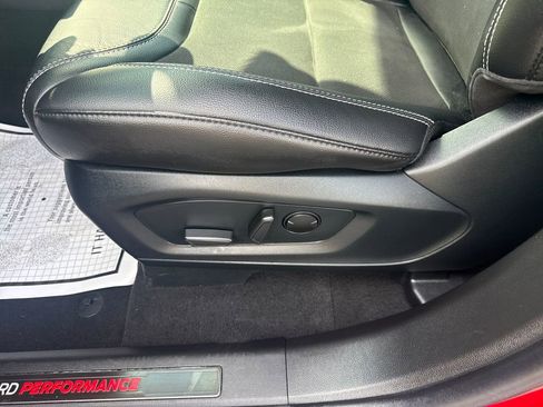 Used 2023 Ford Explorer ST image 21