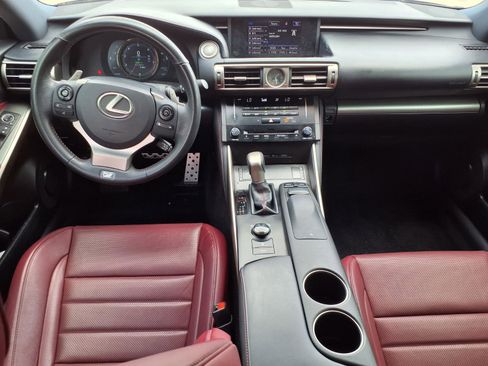 Used 2014 Lexus IS 250 w/ F-Sport Package RWD image 4