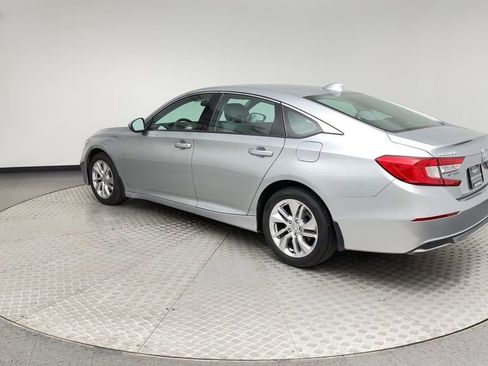 Used 2019 Honda Accord LX image 4
