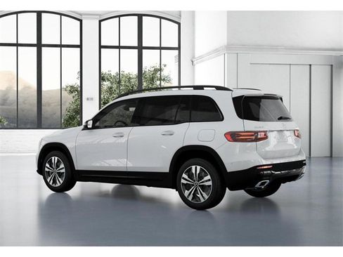 New 2026 Mercedes-Benz GLB 250 4MATIC image 30