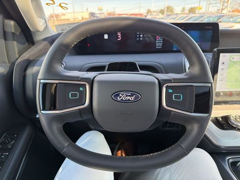 Certified 2025 Ford Expedition Max Active image 12