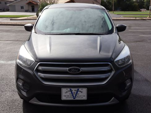 Used 2017 Ford Escape SE image 12