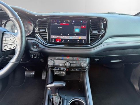 Used 2023 Dodge Durango GT image 11