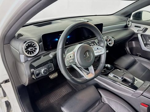Used 2019 Mercedes-Benz A 220 image 4