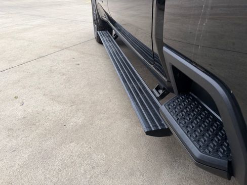 Used 2025 GMC Sierra 2500 Denali Ultimate image 35