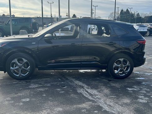 Used 2023 Ford Escape ST-Line w/ Tech Pack #1 image 9