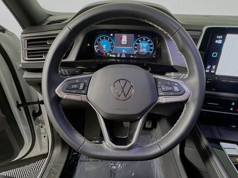 Used 2026 Volkswagen Atlas Cross Sport SE FWD image 18