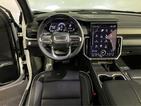 Used 2025 GMC Acadia Denali w/ Super Cruise Package AWD/4WD image 12