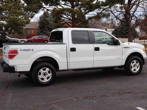 Used 2013 Ford F150 XLT w/ Mid Equipment Group image 4