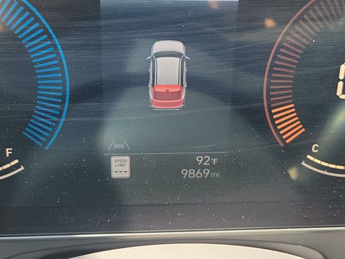 Used 2025 Hyundai Kona SEL FWD image 22