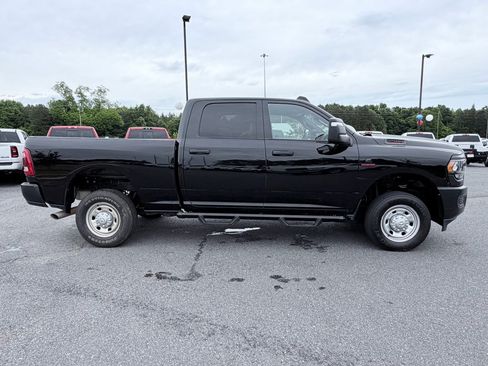 Used 2024 RAM 2500 Tradesman AWD/4WD image 4